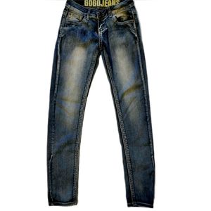 GOGO Jeans woman's skinny jeans size 1 like new in blue distressed like new